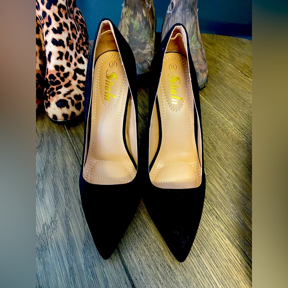Pumps / Heels